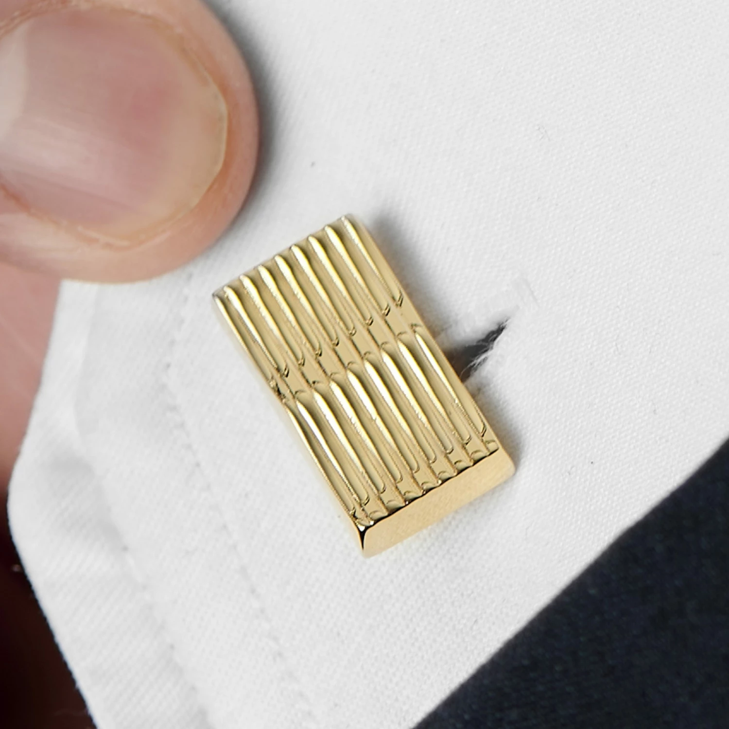 Warren Asher Rectangle Gold-Tone Wave Cufflinks 5 Warren Asher Rectangle Gold-Tone Wave Cufflinks - Image 5