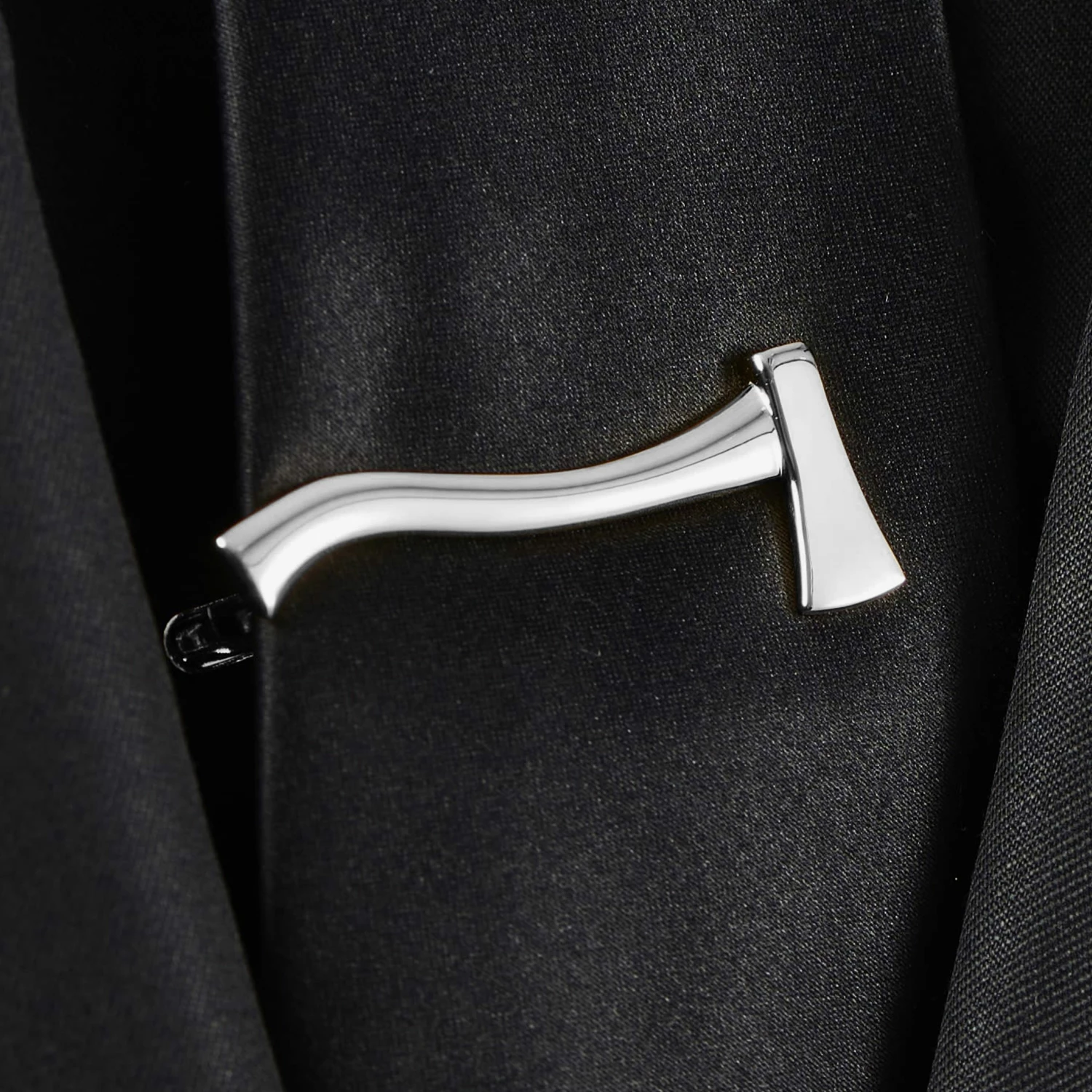 Warren Asher Silver-Tone Lumberjack’s Short Tie Clip 6 Warren Asher Silver-Tone Lumberjack’s Short Tie Clip - Image 6