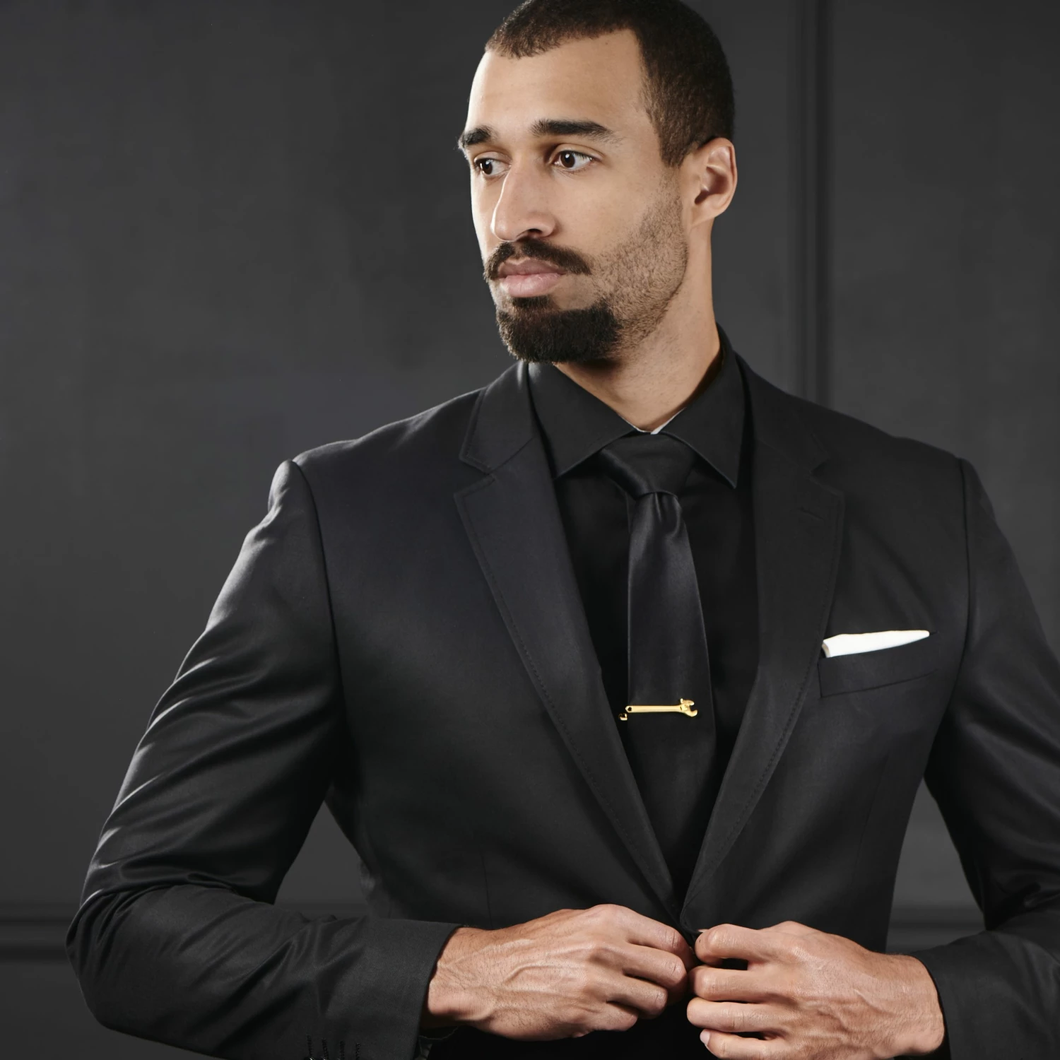 Warren Asher Gold-Tone Wrench Short Tie Clip 5 Warren Asher Gold-Tone Wrench Short Tie Clip - Image 5